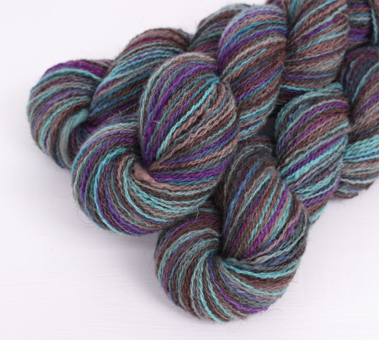 north-ronaldsay-4-ply-yarn